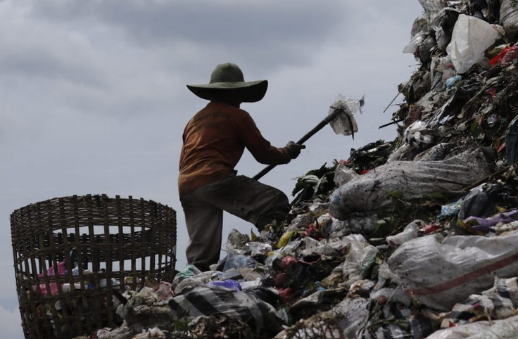 Deal on EU trash export ban hailed as end of ‘waste colonialism’